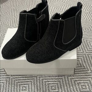 Grey Ankle Boots with Side Zipper